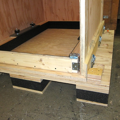 Shock mount and vibration protective floater bases for crates offer extra protection during transport
